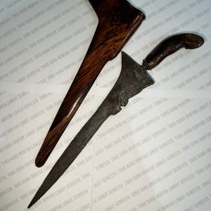 Keris Dewata – Simbol Keanggunan dan Kekuatan Spiritual